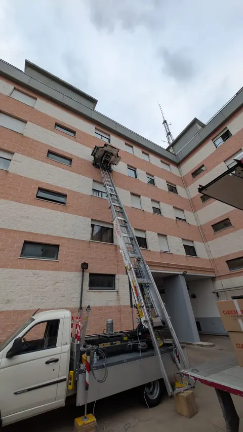 Trasloco con autoscala a piani alti